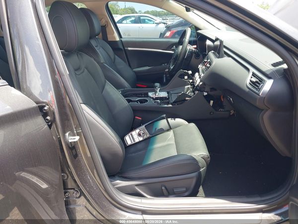 2023 GENESIS G70 2.0T RWD
