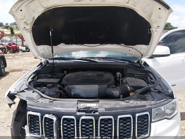 2017 JEEP GRAND CHEROKEE LAREDO 4X2