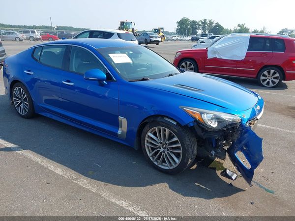 2018 KIA STINGER