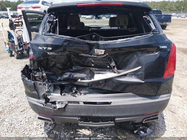 2018 CADILLAC XT5 STANDARD