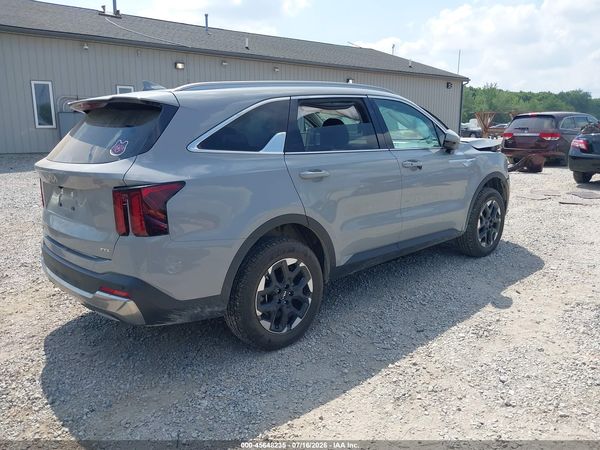 2024 KIA SORENTO S