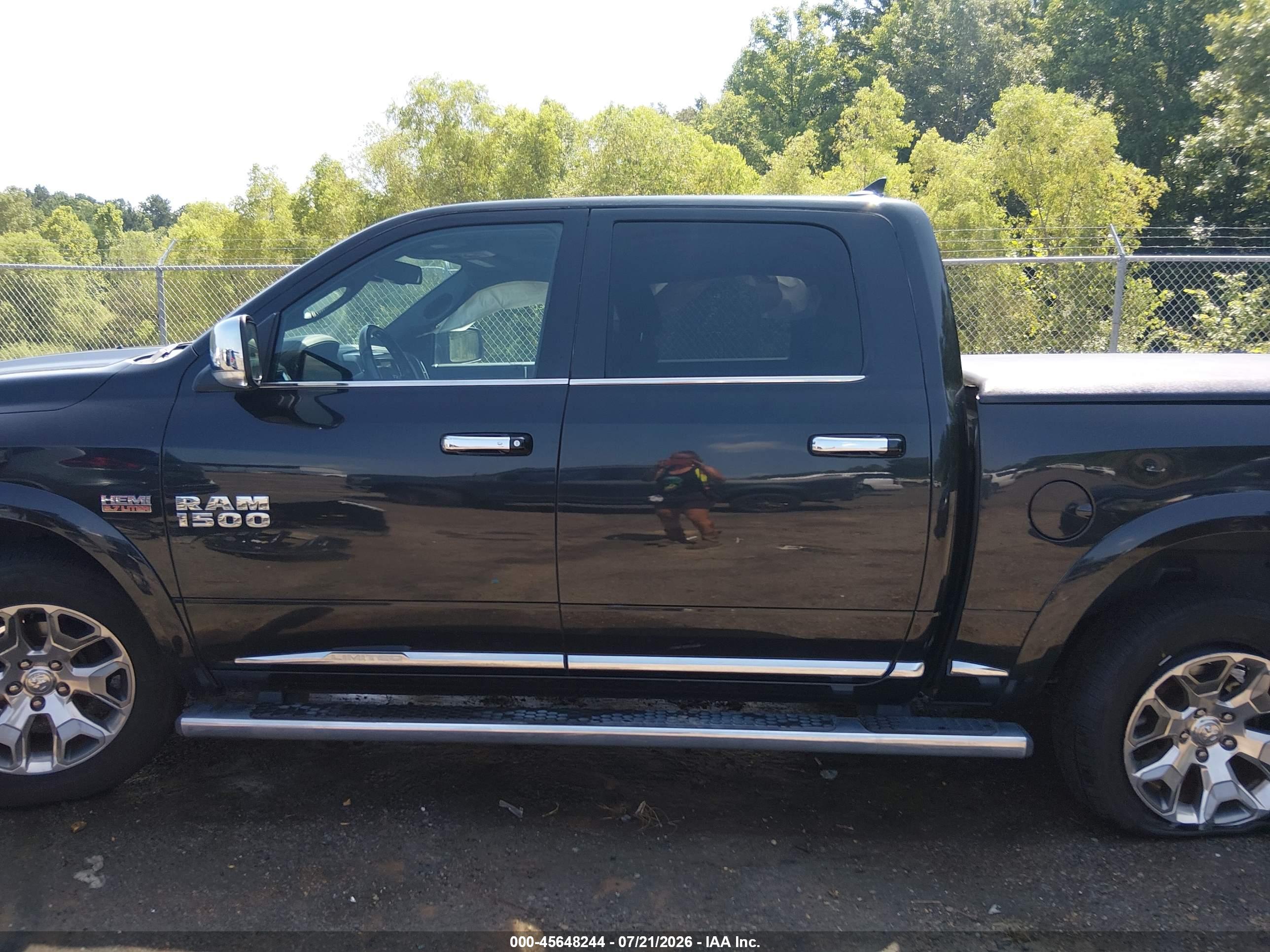 2018 RAM 1500 LIMITED  4X4 5'7 BOX