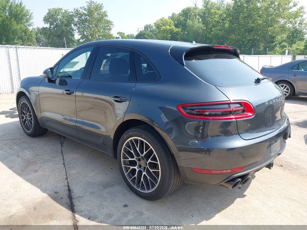 2018 PORSCHE MACAN SPORT EDITION