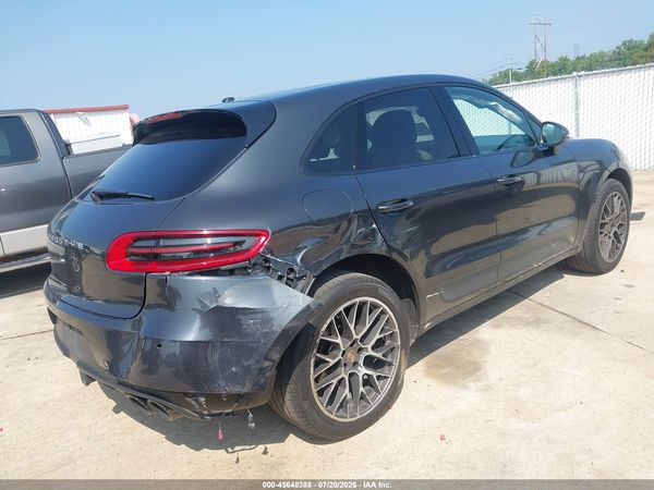 2018 PORSCHE MACAN SPORT EDITION