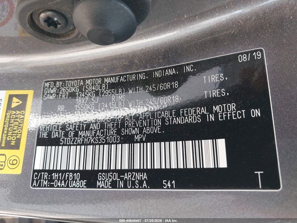 2019 TOYOTA HIGHLANDER LE