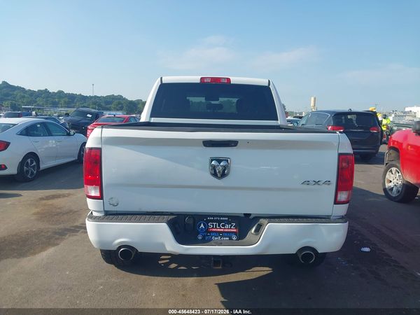 2016 RAM 1500 EXPRESS