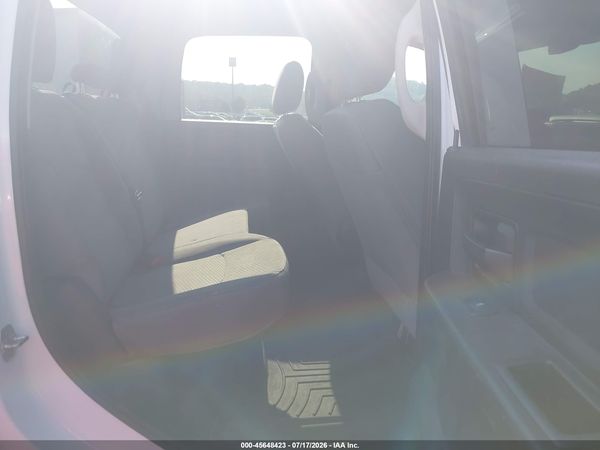2016 RAM 1500 EXPRESS
