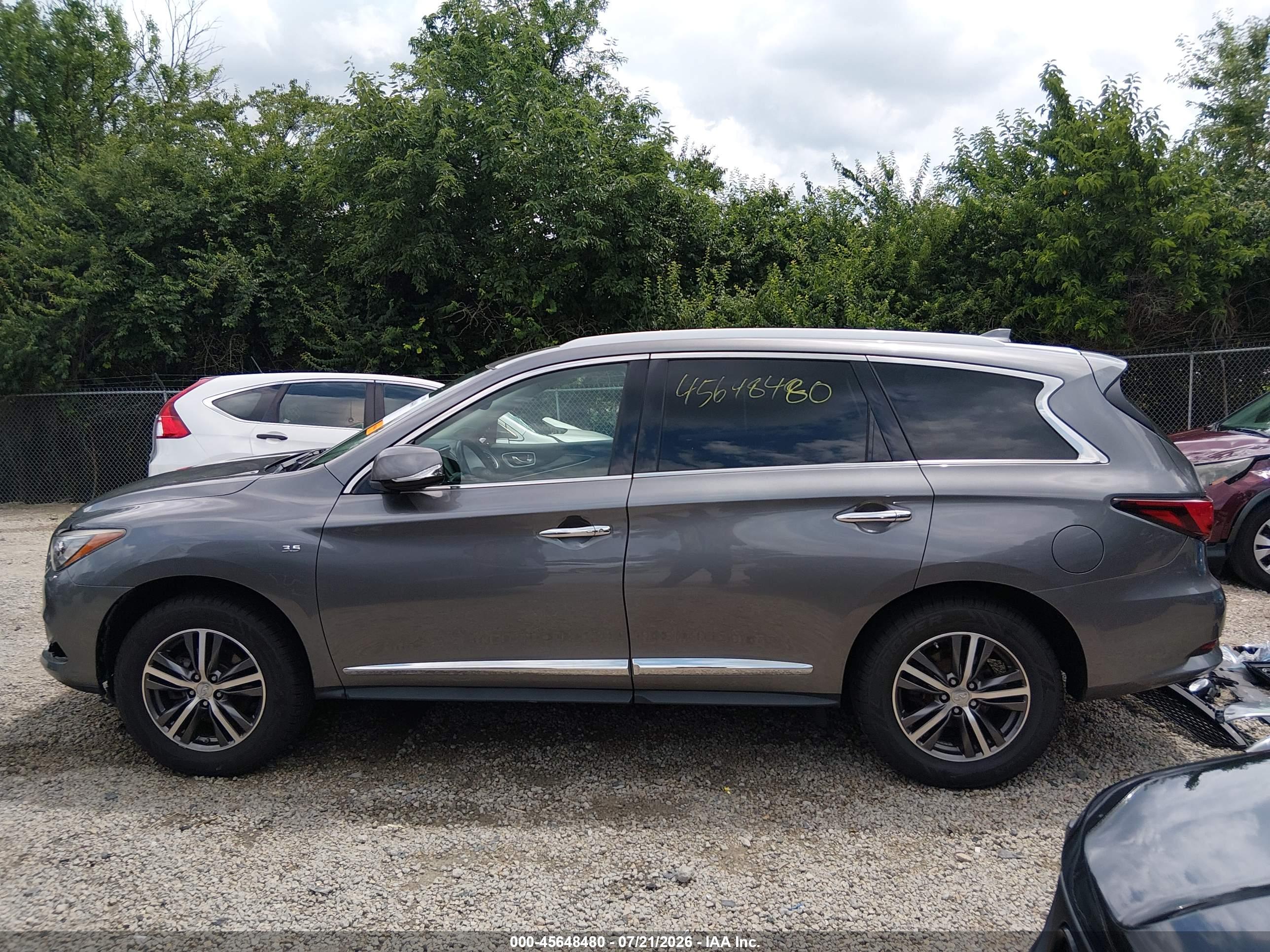 2019 INFINITI QX60 LUXE