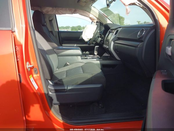 2017 TOYOTA TUNDRA SR5 5.7L V8
