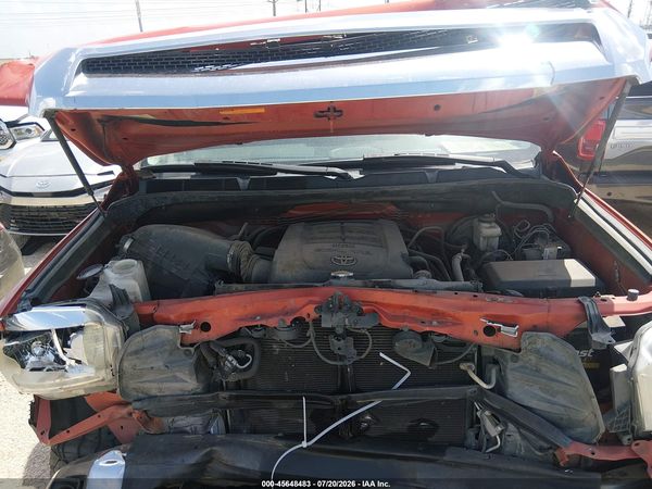 2017 TOYOTA TUNDRA SR5 5.7L V8