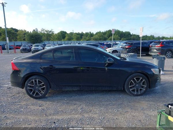 2017 VOLVO S60 T5 DYNAMIC