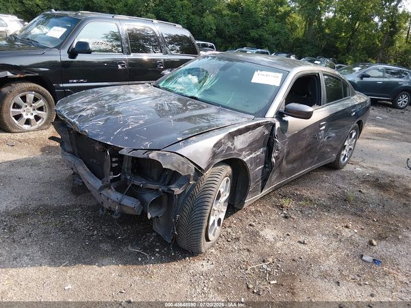 2016 DODGE CHARGER SXT