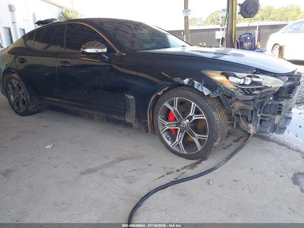 2018 KIA STINGER GT1