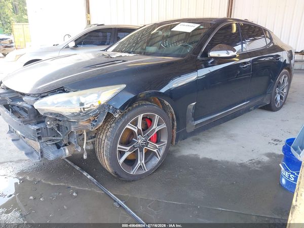 2018 KIA STINGER GT1