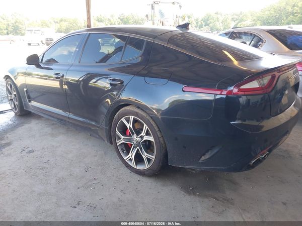 2018 KIA STINGER GT1