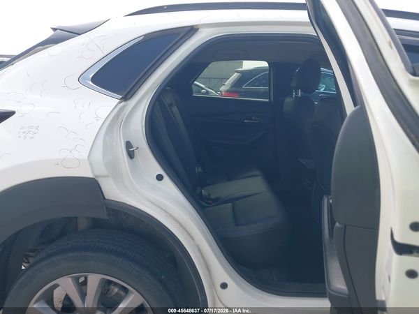 2023 MAZDA CX-30 2.5 S SELECT — I8