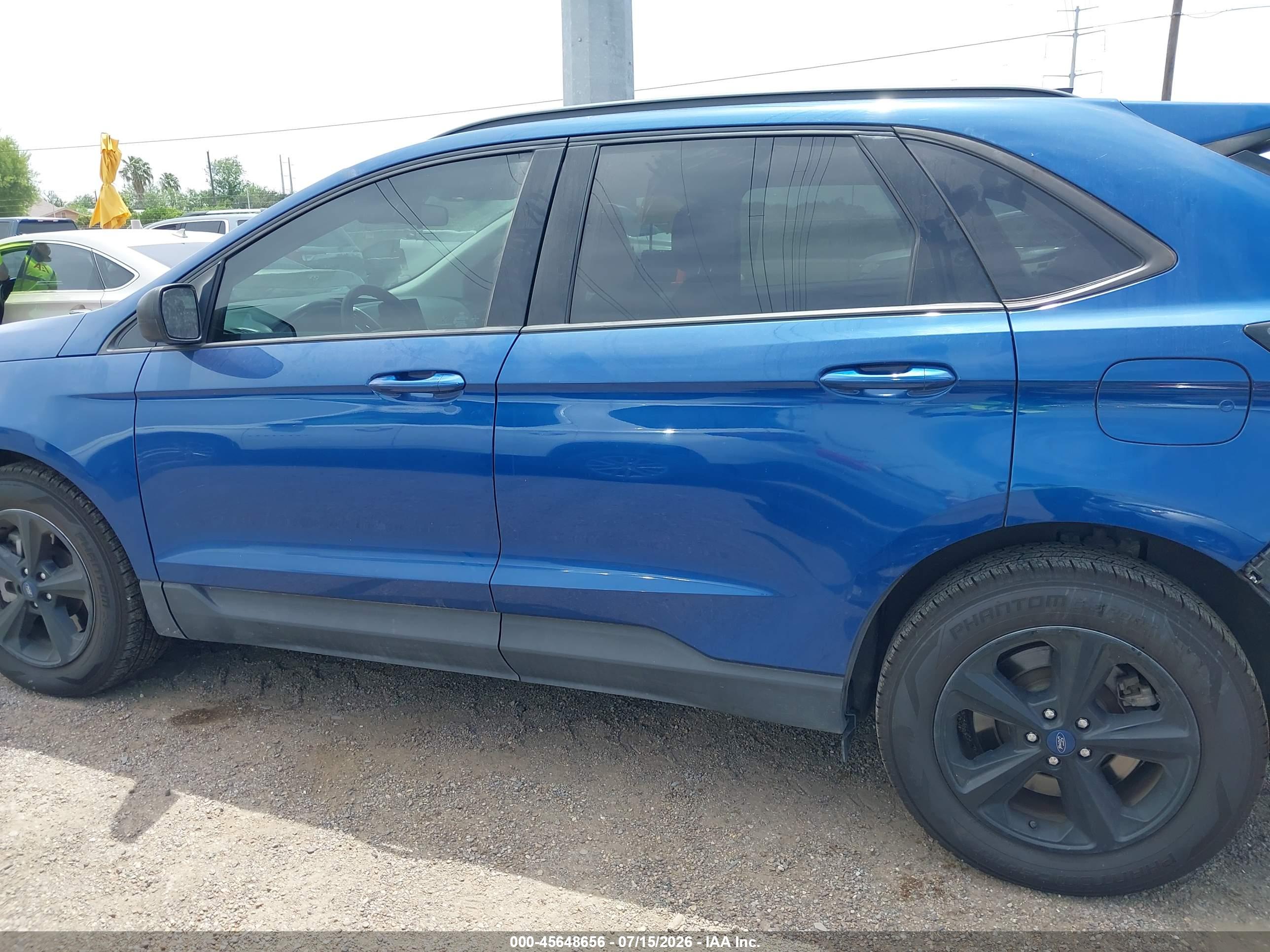 2022 FORD EDGE SE