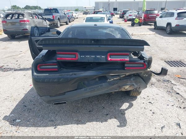 2018 DODGE CHALLENGER SXT