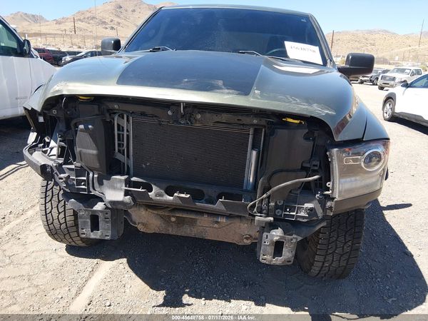 2021 RAM 1500 CLASSIC WARLOCK  4X4 6'4 BOX