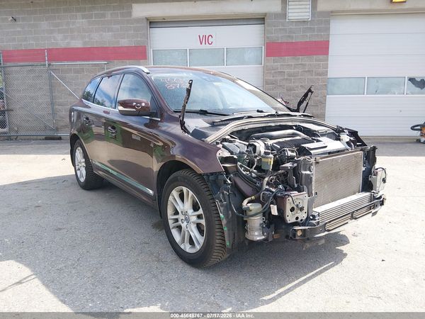 2016 VOLVO XC60 T5 PLATINUM