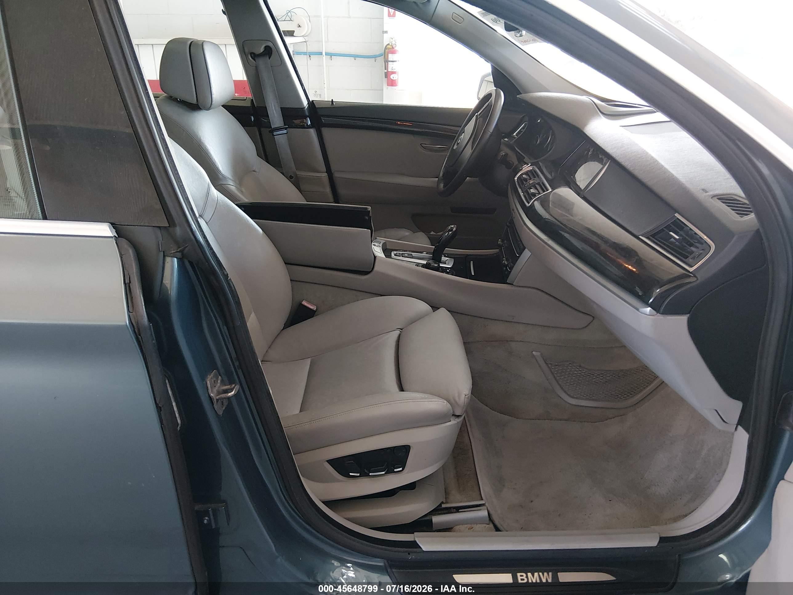 2013 BMW 550I GRAN TURISMO xDrive GT