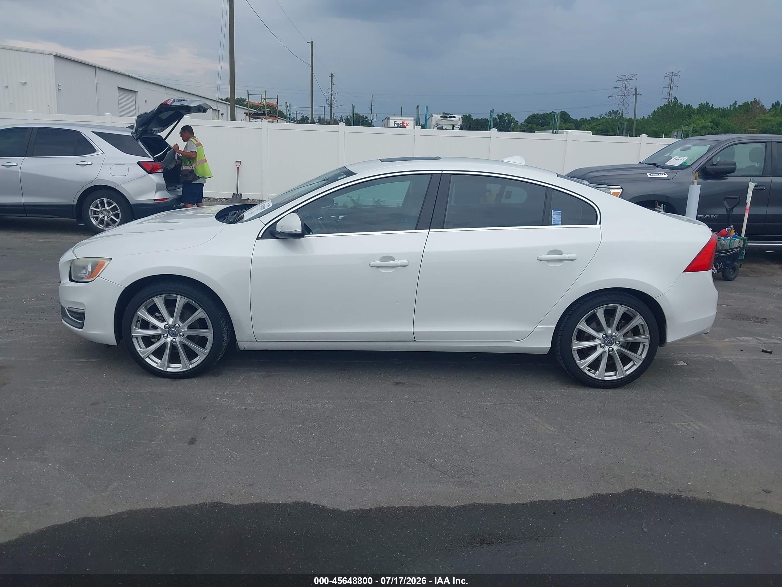 2018 VOLVO S60 INSCRIPTION T5