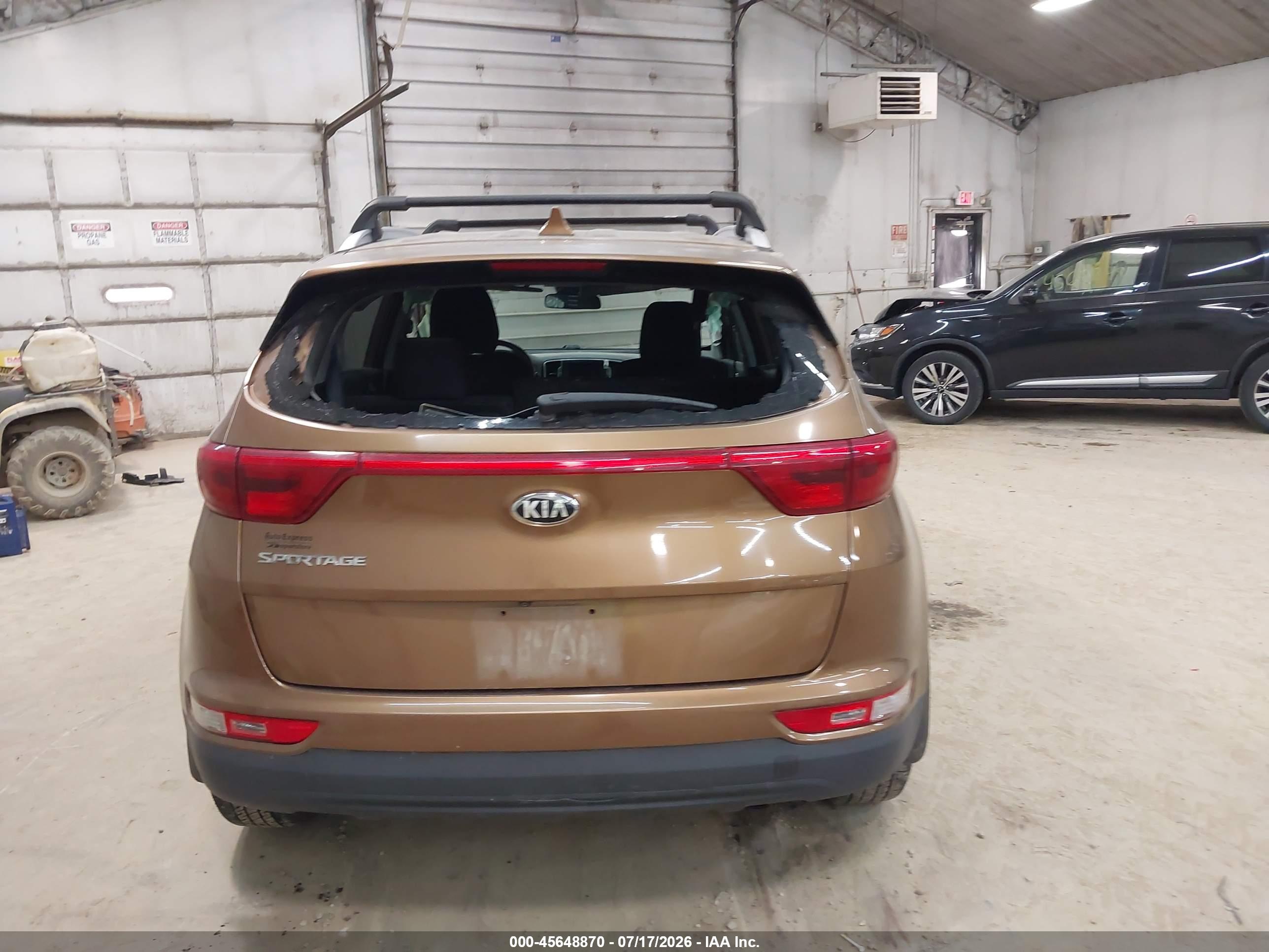 2017 KIA SPORTAGE LX