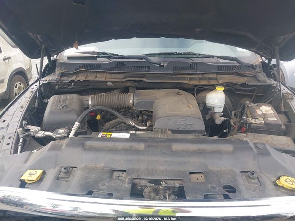 2016 RAM 1500 SLT