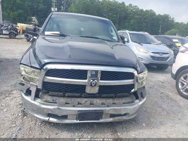 2016 RAM 1500 SLT