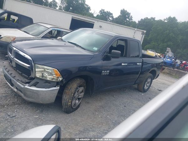 2016 RAM 1500 SLT