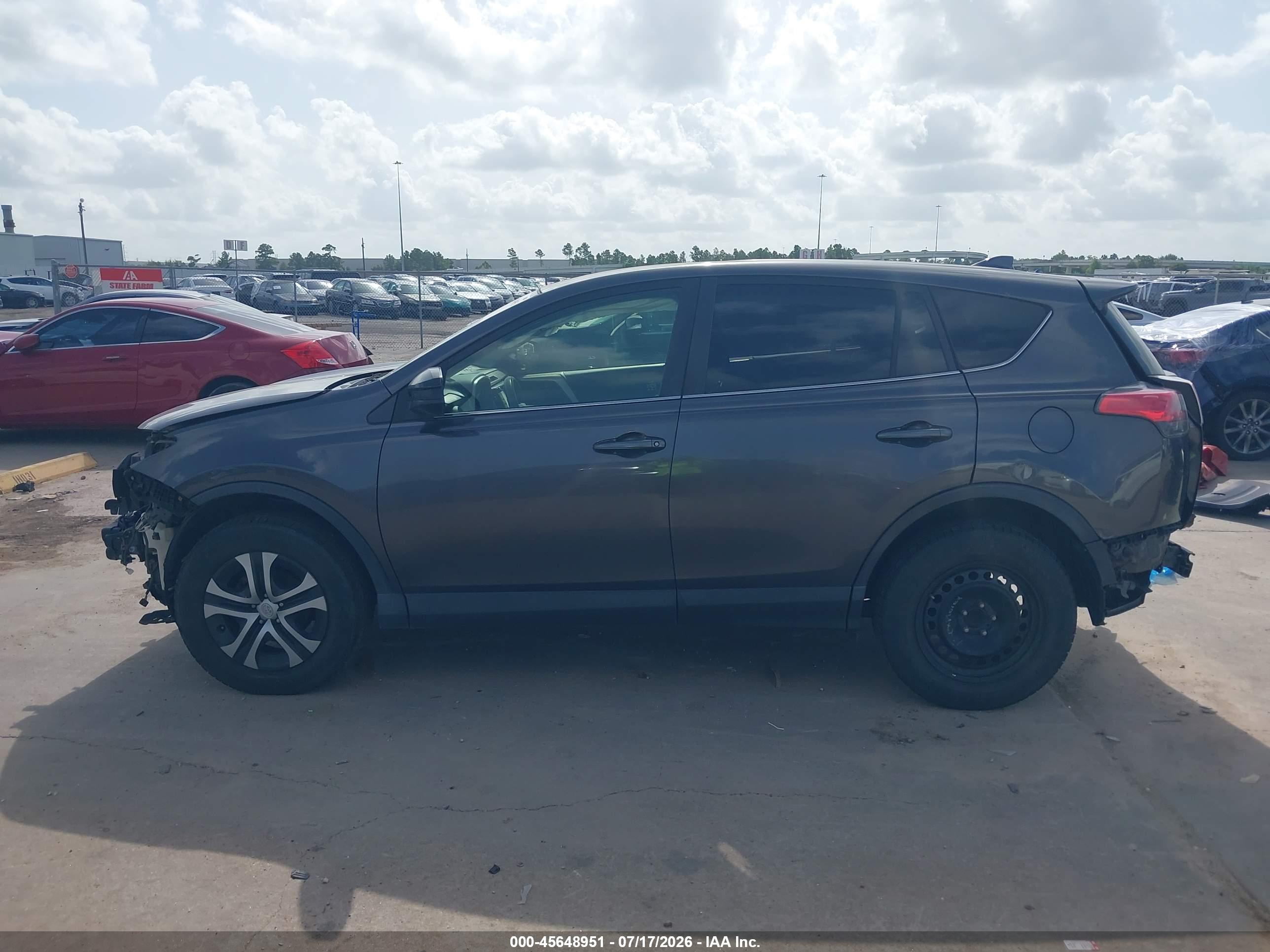 2018 TOYOTA RAV4 LE