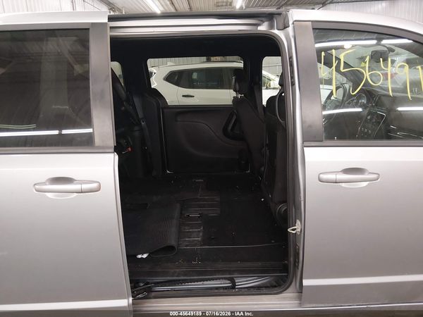 2018 DODGE GRAND CARAVAN SE PLUS — I8