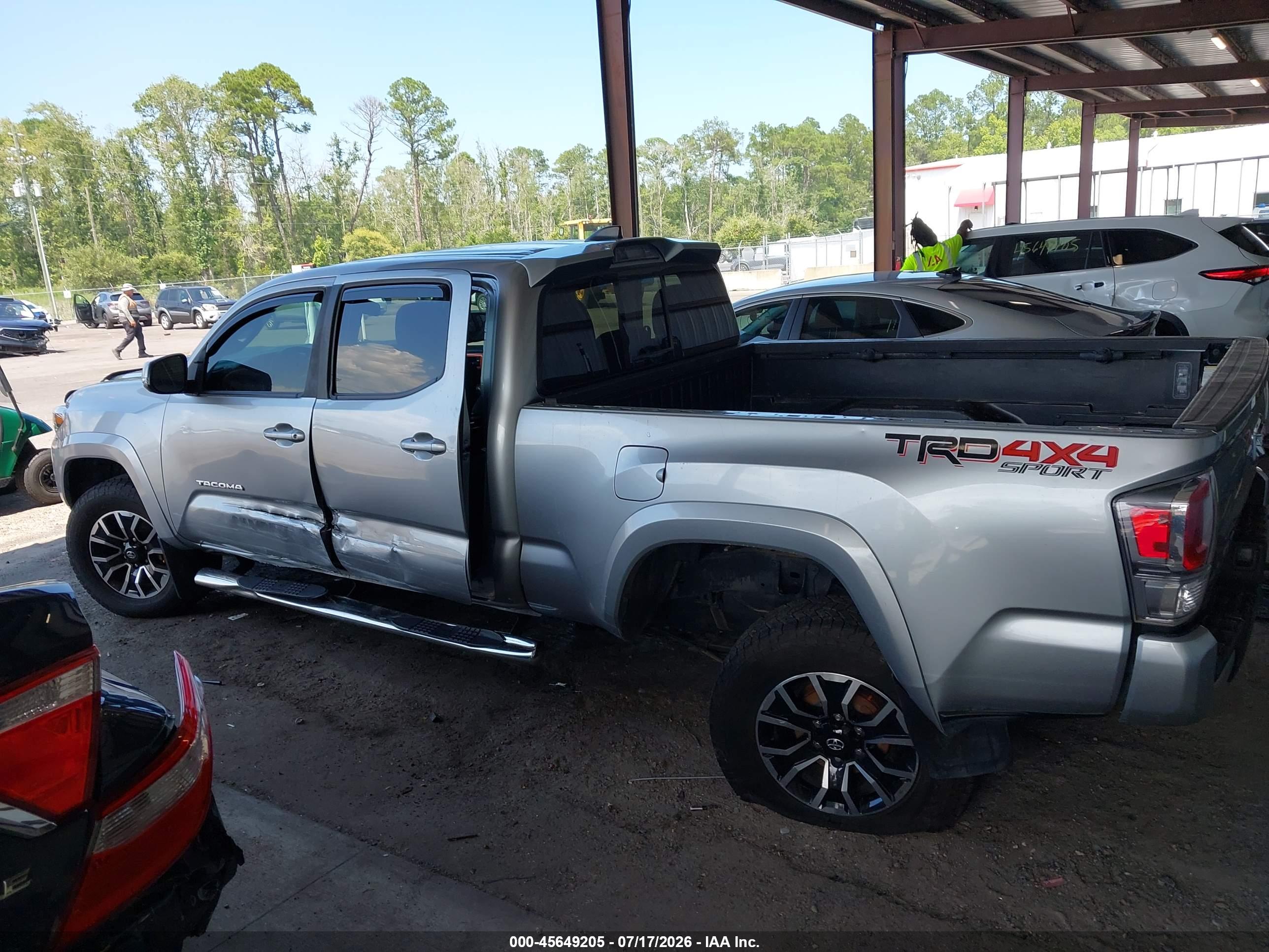 2023 TOYOTA TACOMA TRD SPORT