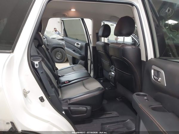 2020 NISSAN PATHFINDER SV 4WD — I8