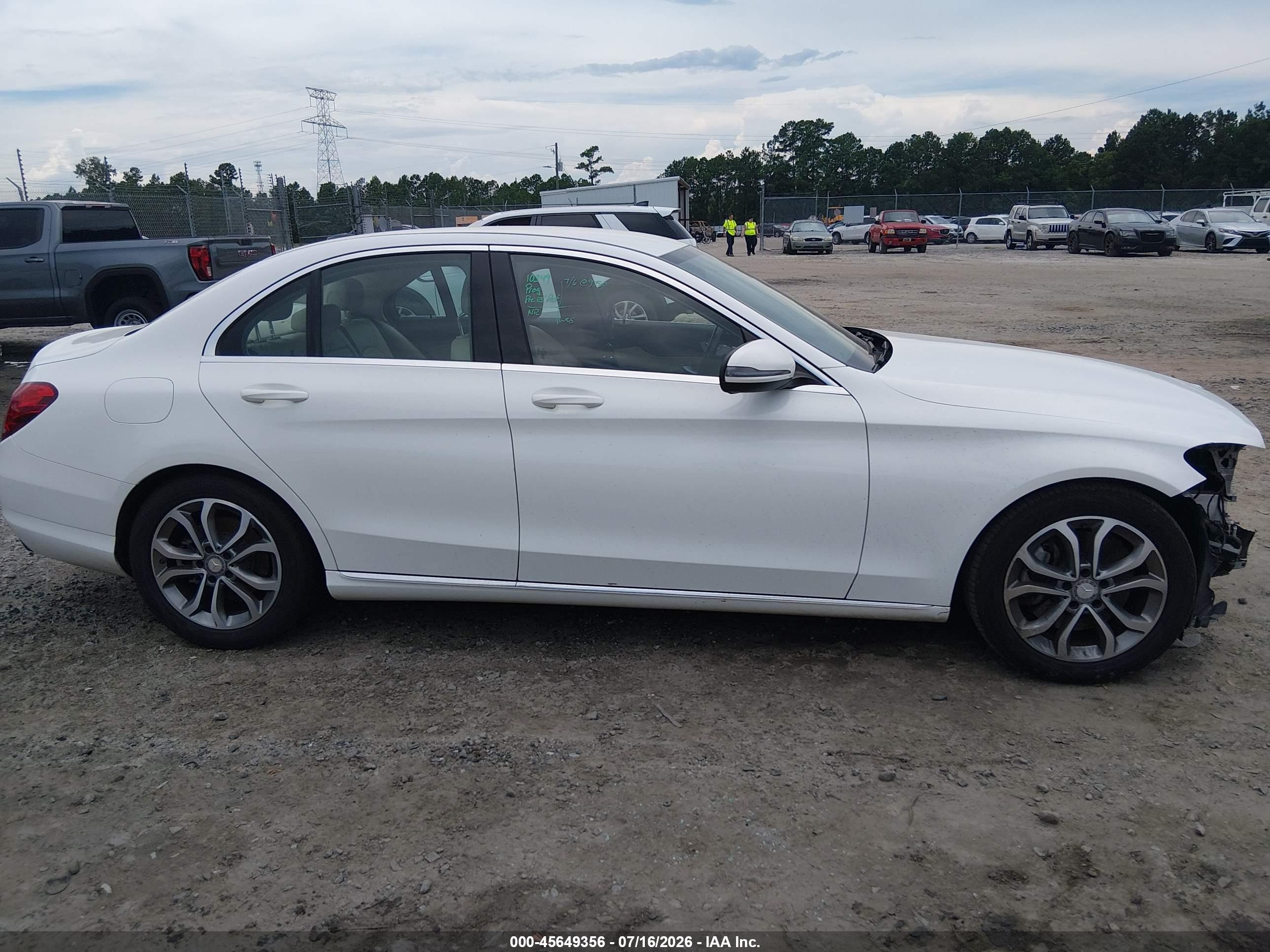 2016 MERCEDES-BENZ C 300 C300