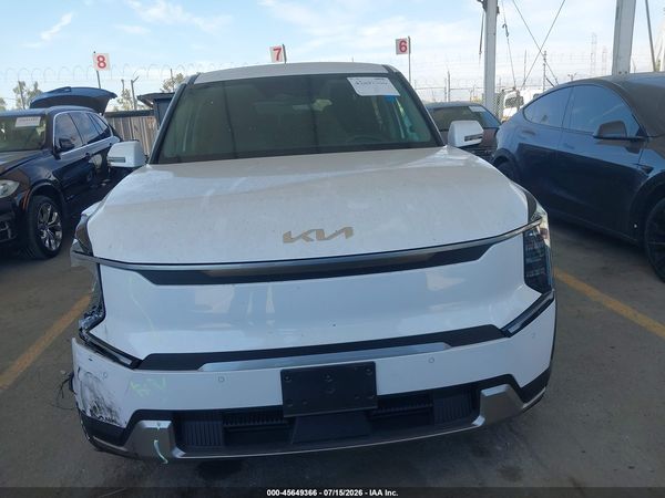 2026 KIA EV9 LIGHT LONG RANGE