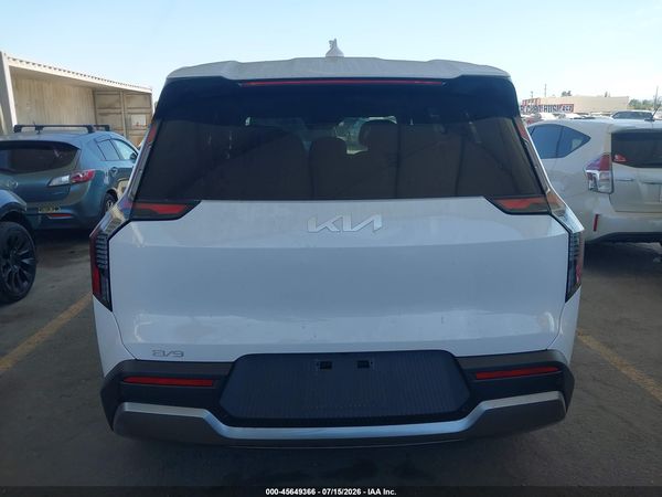 2026 KIA EV9 LIGHT LONG RANGE