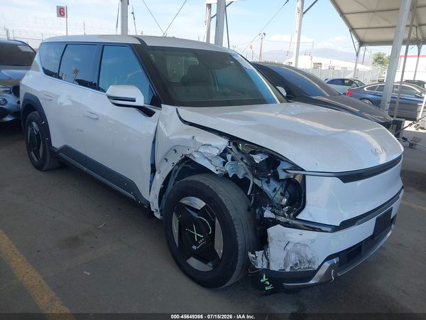 2026 KIA EV9 LIGHT LONG RANGE