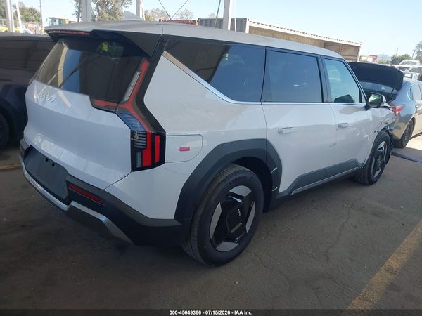 2026 KIA EV9 LIGHT LONG RANGE