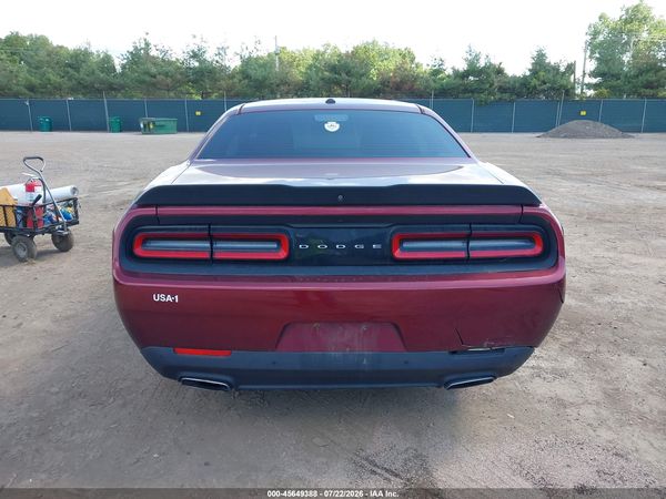 2018 DODGE CHALLENGER SXT