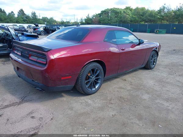 2018 DODGE CHALLENGER SXT