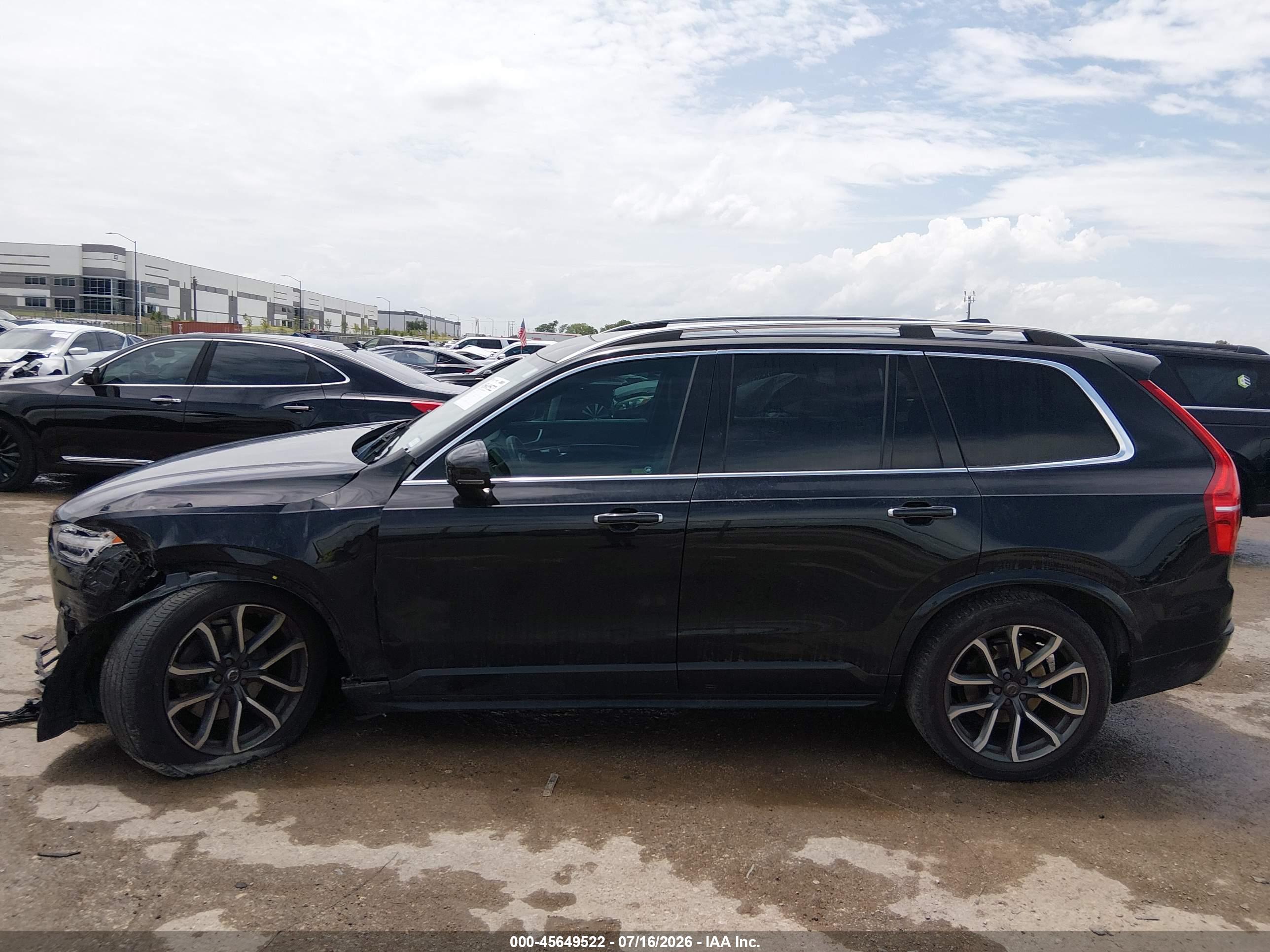 2019 VOLVO XC90 T5 MOMENTUM