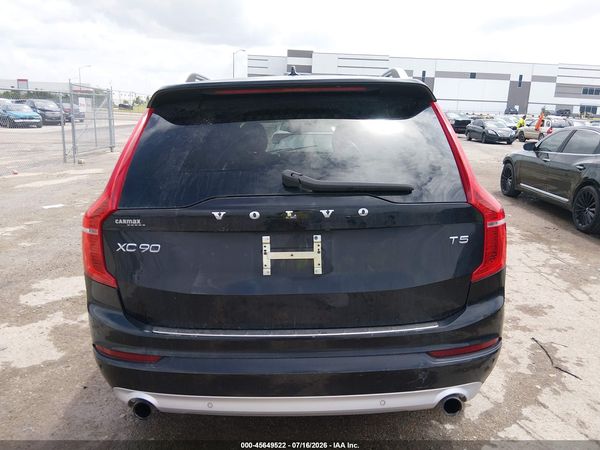 2019 VOLVO XC90 T5 MOMENTUM