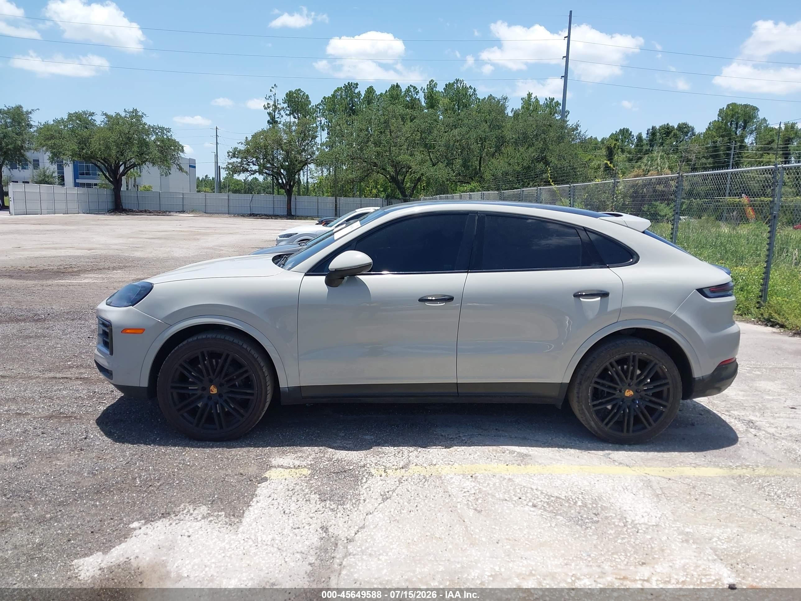 2024 PORSCHE CAYENNE COUPE