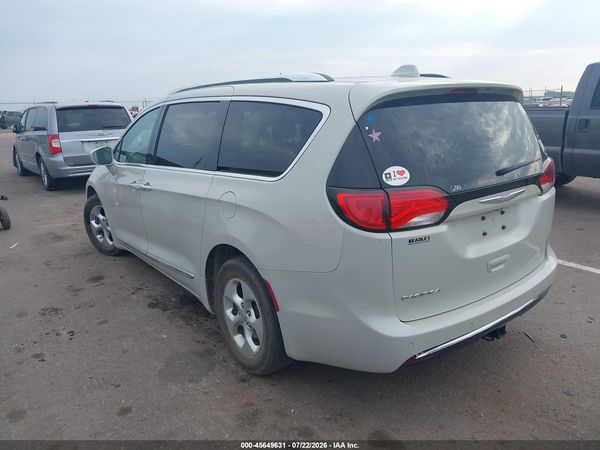 2017 CHRYSLER PACIFICA TOURING-L PLUS