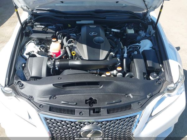 2016 LEXUS IS 200T