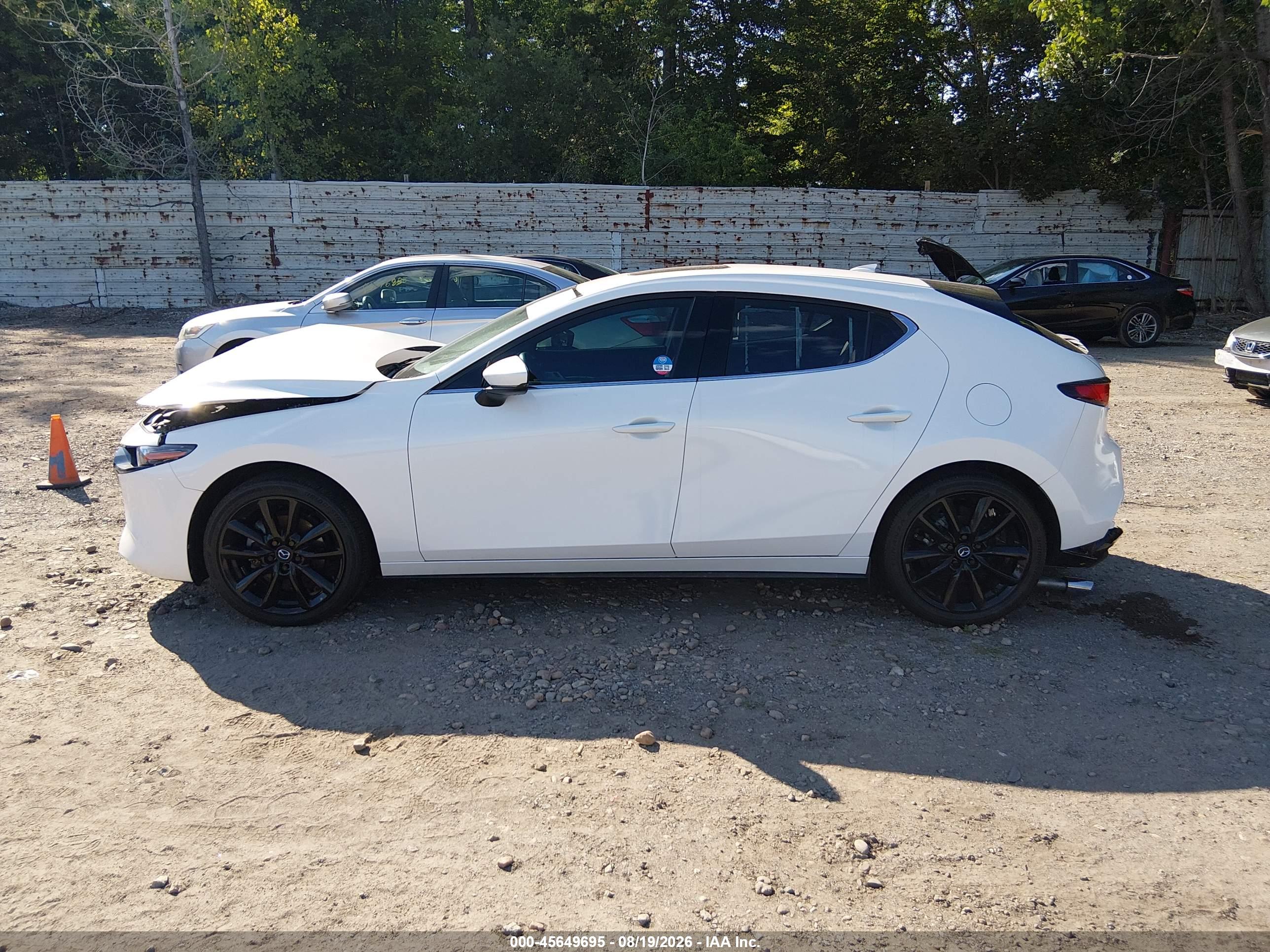 2023 MAZDA MAZDA3 2.5 S PREMIUM