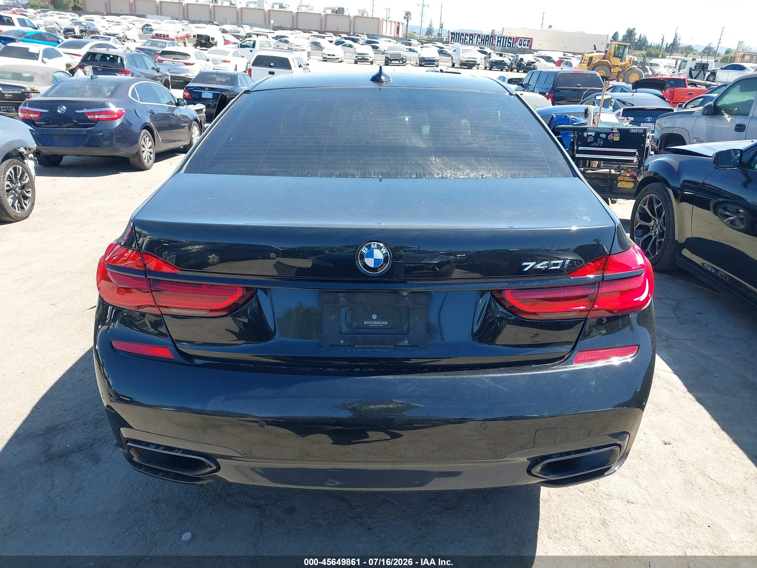 2018 BMW 740I