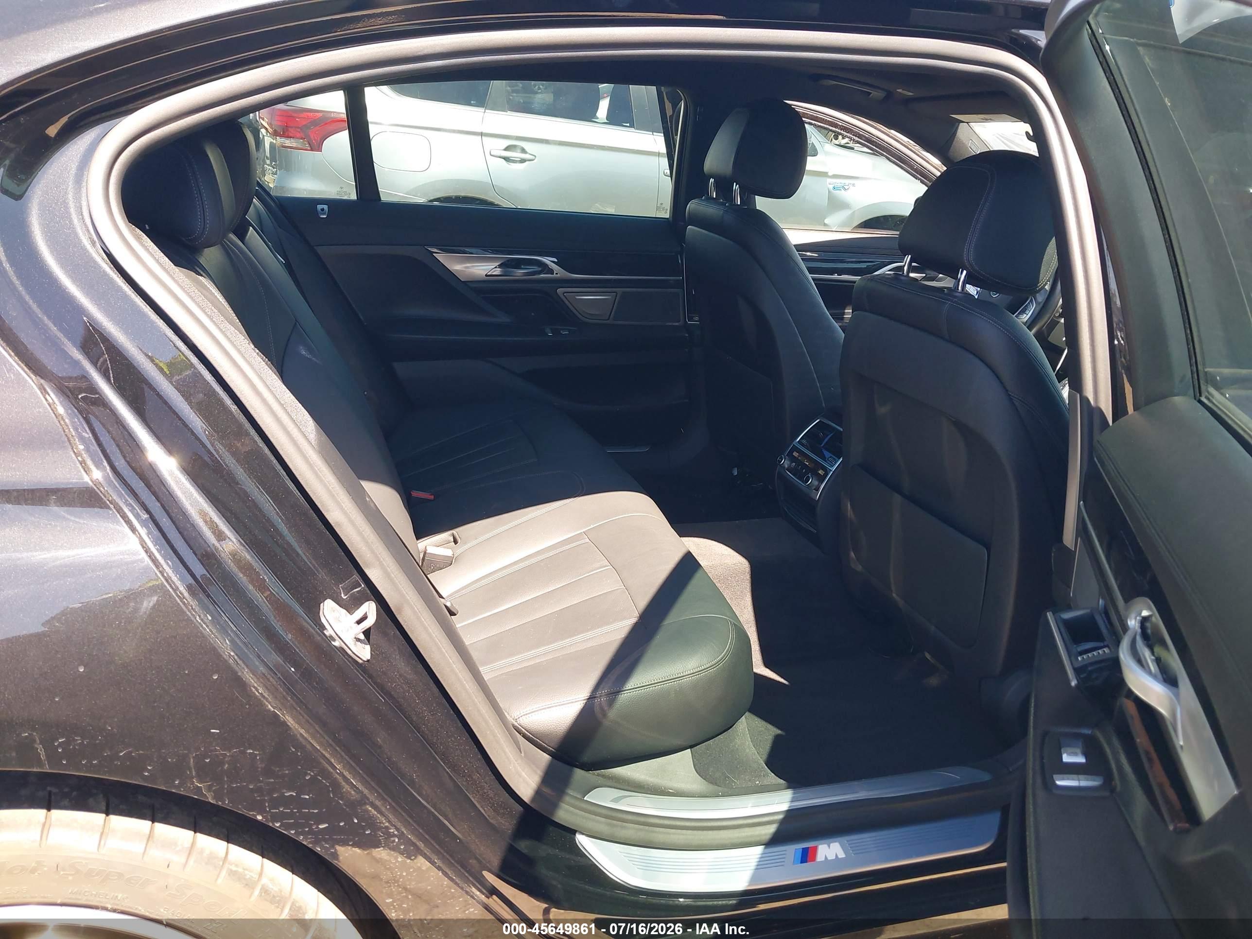 2018 BMW 740I