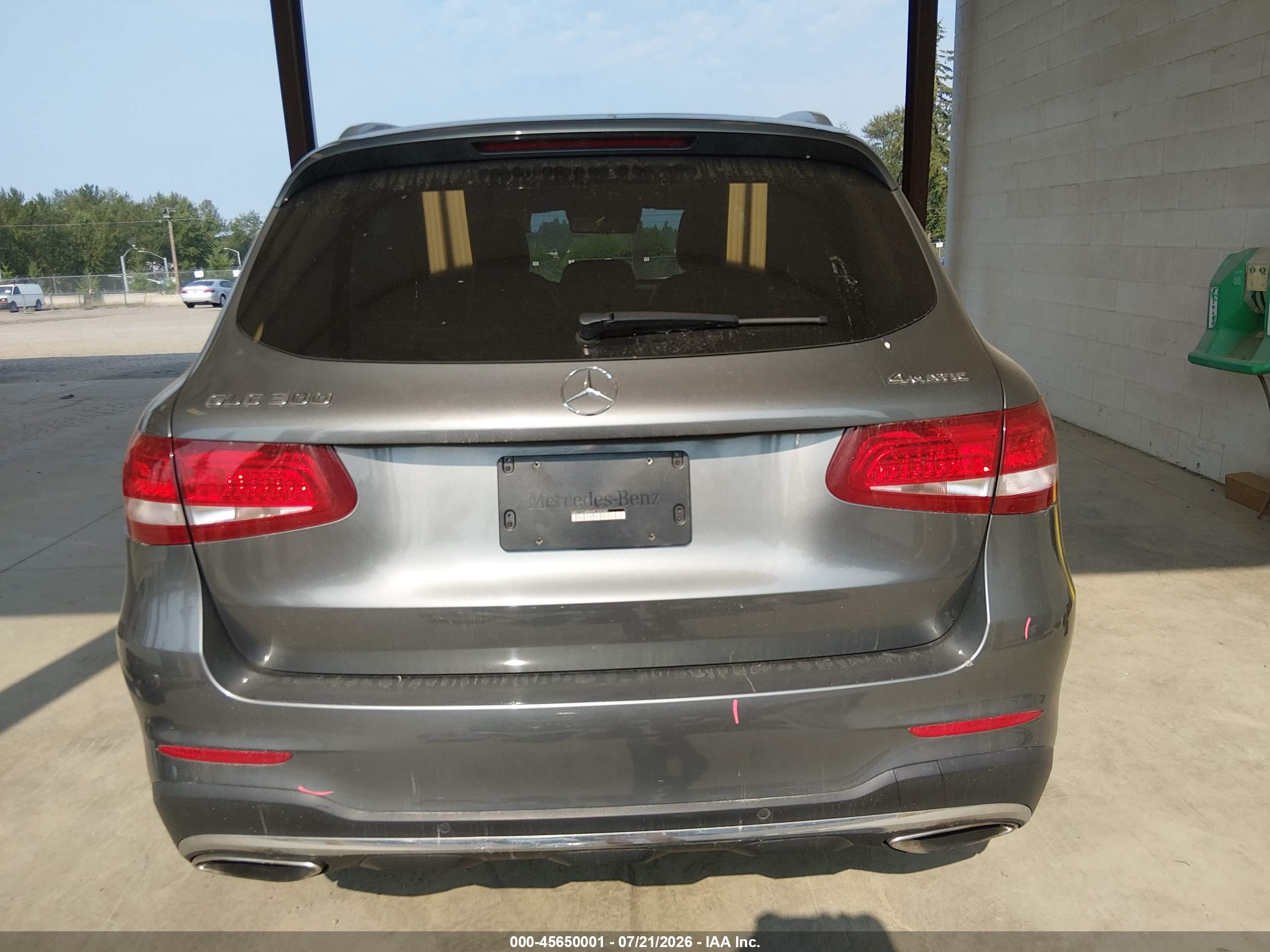 2017 MERCEDES-BENZ GLC 300 4MATIC